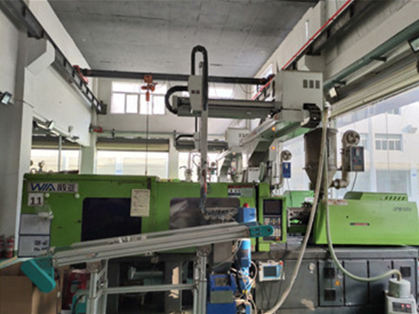 注(zhu)塑模具(jù)